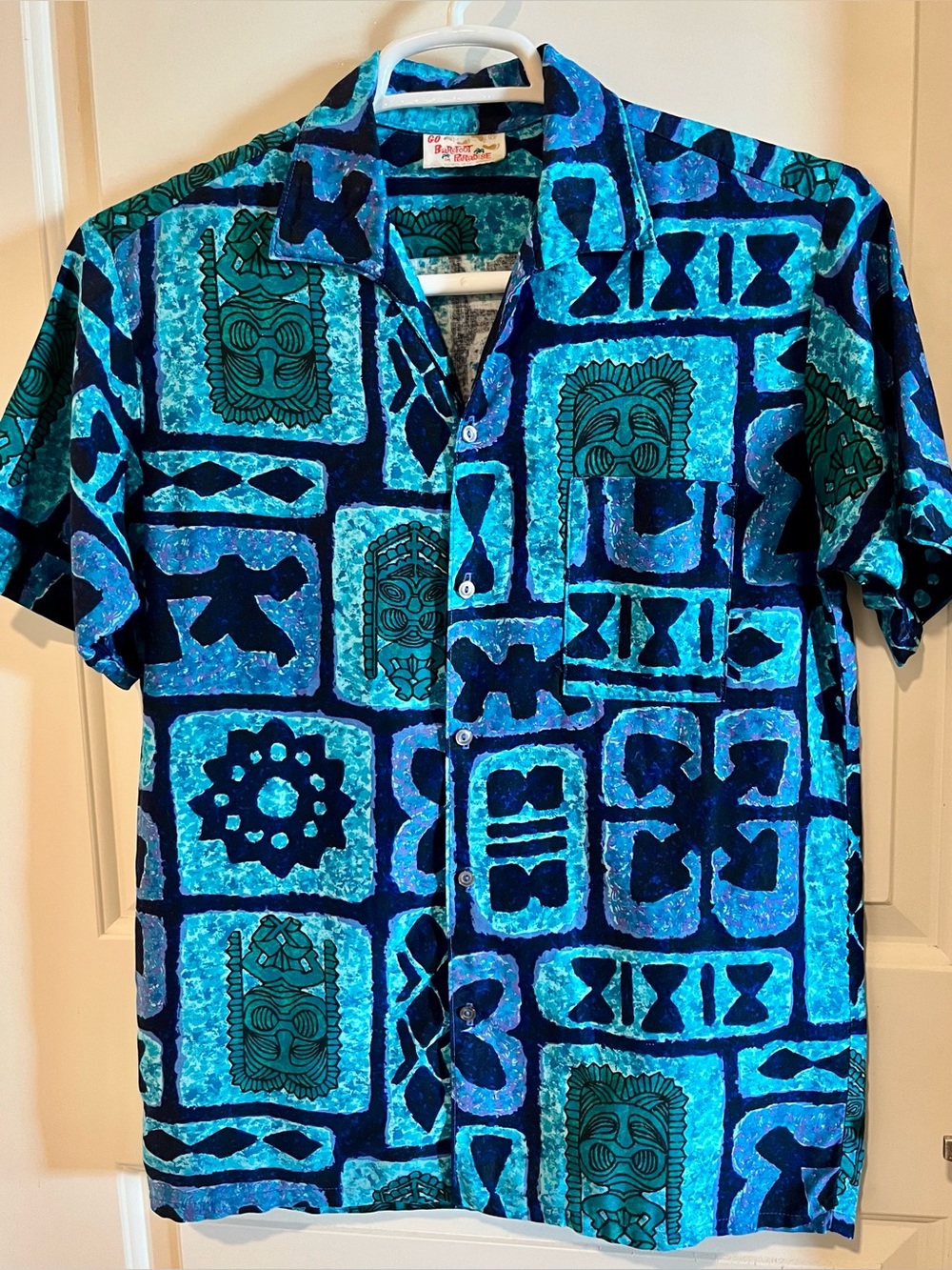 Vintage Hawaiian Shirt Blue Tiki Print Short-Sleeve Button-Down Shirt size M